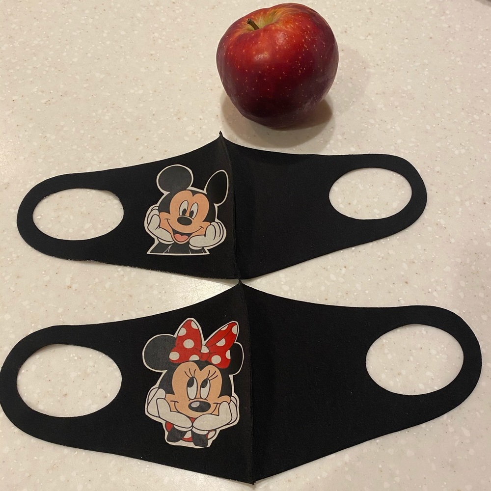 Face mask “MINNIE AND MICKEY MOUSE”